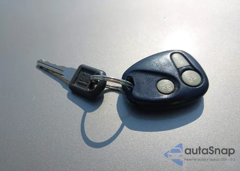 1998 GMC Suburban 1500 Sl из США, поврежденный, VIN 1GKEC16R6WJ721634